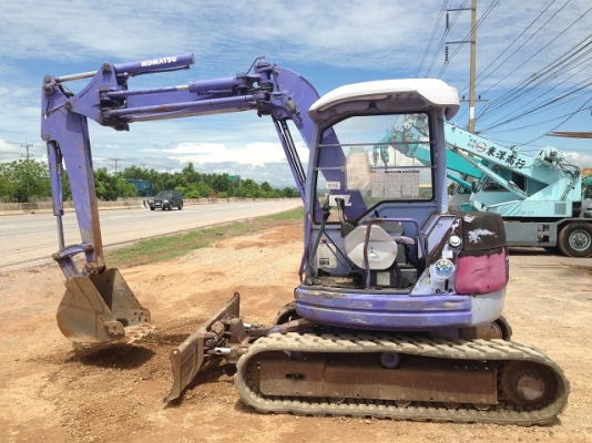 รถแบคโฮ KOMATSU PC50UU-2