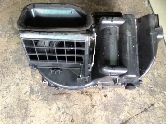 ขายตู้แอร์ครบชุด cheverolet optra ปี 2010