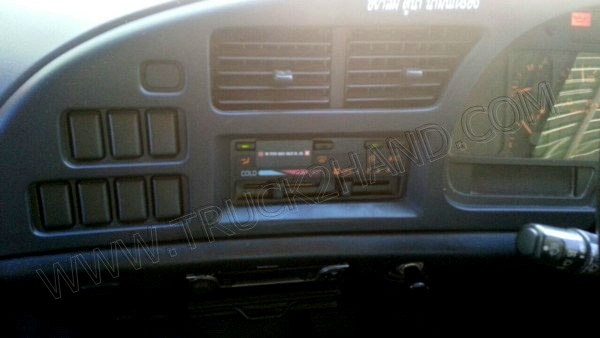 รถบรรทุก 6 ล้อ ยี่ห้อ ISUZU รุ่น FTR 200 แรงม้า