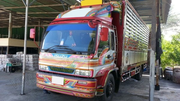 รถบรรทุก 6 ล้อ ยี่ห้อ ISUZU รุ่น FTR 200 แรงม้า