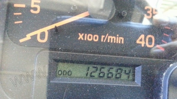 รถบรรทุก 6 ล้อ ยี่ห้อ ISUZU รุ่น FTR 200 แรงม้า