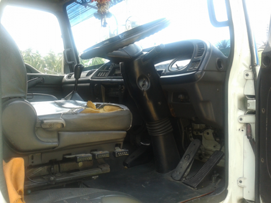 10 ล้อคอกสูง ISUZU ร็อกกี้ FVM12MY เครื่อง 6BG1 เสื้อส้ม 175 แรง