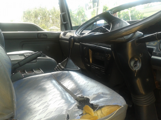 10 ล้อคอกสูง ISUZU ร็อกกี้ FVM12MY เครื่อง 6BG1 เสื้อส้ม 175 แรง