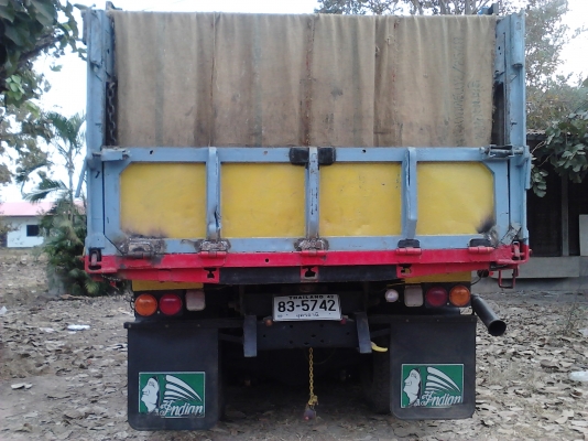 ขายสิบล้อหน้ายาว