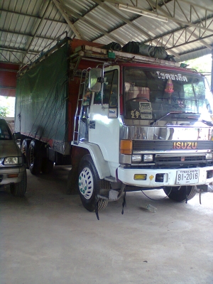ขายรถบรรทุก ISUZU Rocky 175แรงม้า ปี40 เปลี่ยนเครื่องเป็น195แรงม้า(6he1)