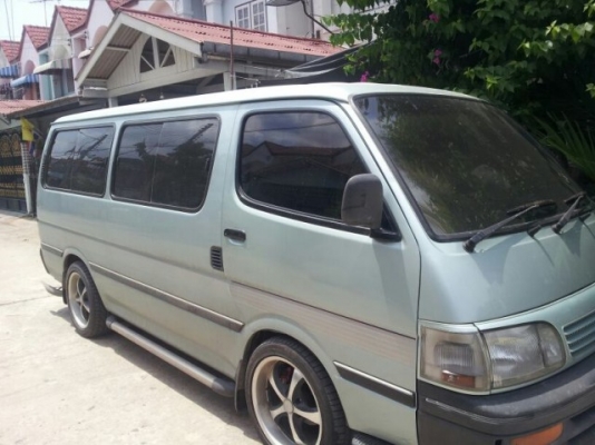 ขายรถตู้มือสอง