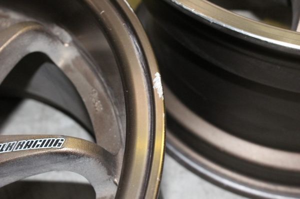 ล้อce28 ขอบ15 กว้าง 7-8 ออฟไม่แน่ใจ สภาพไหม่ๆ ถูกๆ 7200.- ล้อce28 ขอบ15 กว้าง 7-8 ออฟไม่แน่ใจ สภาพไหม่ๆ ถูกๆ 7200.-