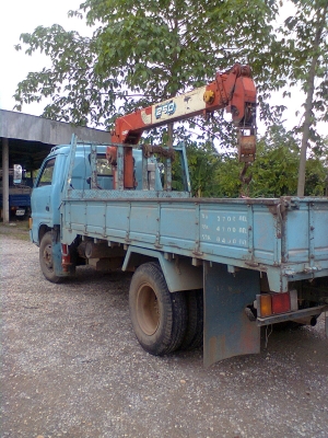 ขายรถ6ล้อ ISUZU KS22 รถเคยติดเครน เครื่องยนต์110 แรงม้า ยางดี คัชซีใช้ได้ ทะเบียนพร้อมโอน