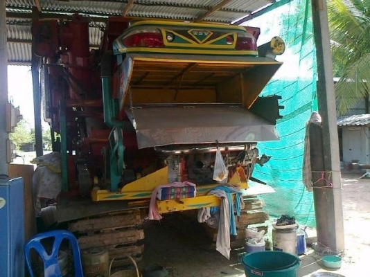 TSY ไทยเส็งยนต์การเกษตร รุ่นเดี่ยวทรนง ปลายปี 54 เครื่องยนต์ HINO JI 250 HP อุ้ม 2.5 ตัน ปั๊มไดกิ้นเบอร์ 23 มอเตอร์ 23 ช่วงล่าง 12 HT สภาพดีสุดๆพร้อมทำงานได้เลย ราคาต่อรองได้ครับ