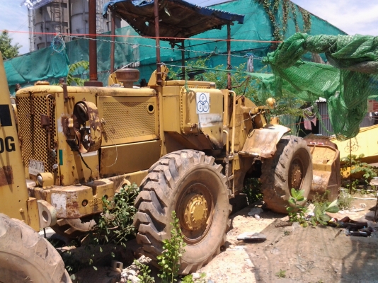 รถตักล้อยาง