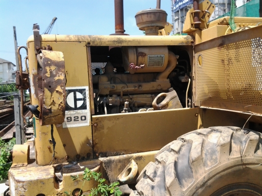 รถตักล้อยาง