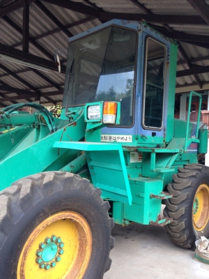 ขายรถตัก KOMATSU WA100-1 รถเก่าญี่ปุ่นสภาพพร้อมใช้ เอกสารใบแจ้งจำหน่าย