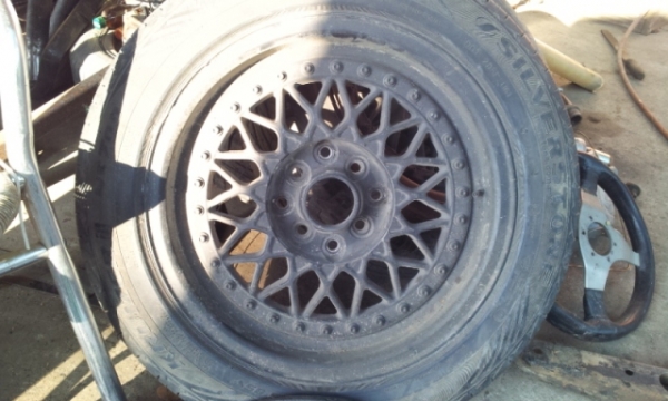 ขายล้อแม็ก เก๋ง ขอบ15 พร้อมยาง 4 วง