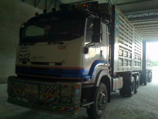 ISUZU DECA FXZ 360 HP EURO3 ปี 53 รถพ่วงแม่+ลูก กระบะดั๊มพ์เหล็กคอกเกษตรของอู่ SHK สวยจัดทั้งแม่ทั้งลูก ลูก 3 เพลาความยาว 7 เมตร เครื่องแน่นแรงดี ภายในเก๋งสวยครบพร้อม ช่วงล่างแน่น ยางสภาพดี 80\% ทั้งแม่ทั้งลูก เอกสารทเบียนครบพร้อมโอน ราคาต่อรองได้ครับ ISUZU DECA FXZ 360 HP EURO3 ปี 53 รถพ่วงแม่+ลูก กระบะดั๊มพ์เหล็กคอกเกษตรของอู่ SHK สวยจัดทั้งแม่ทั้งลูก ลูก 3 เพลาความยาว 7 เมตร เครื่องแน่นแรงดี ภายในเก๋งสวยครบพร้อม ช่วงล่างแน่น ยางสภาพดี 80\% ทั้งแม่ทั้งลูก เอกสารทเบียนครบพร้อมโอน ราคาต่อรองได้ครับ