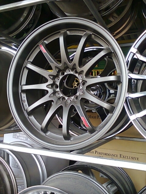 ขายล้อขอบ20 ใหม่ 21800 ลายCE 28