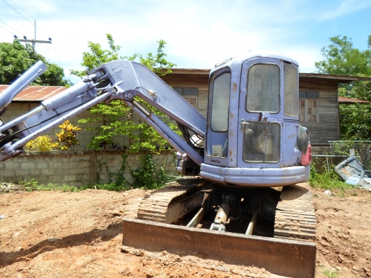 ขายรถแบ็คโฮ KOMAYSU PC 75 UU-2 เอกสารใบ อินวอย์ มีระบบหัวเจาะ