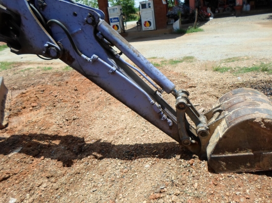 ขายรถแบ็คโฮ KOMAYSU PC 75 UU-2 เอกสารใบ อินวอย์ มีระบบหัวเจาะ