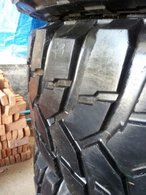 ขายยาง maxxis 35x12.5x15