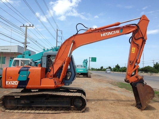 รถแบคโฮ HITACHI EX120-3