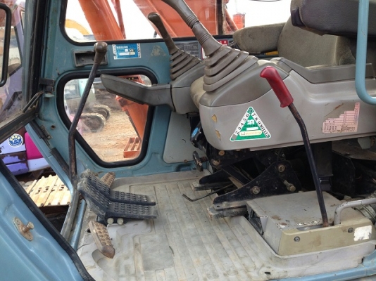 รถแบคโฮ HITACHI EX120-3