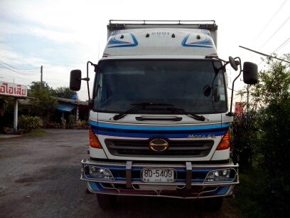 10ล้อเพลาเดียวHINOตู่เปียก