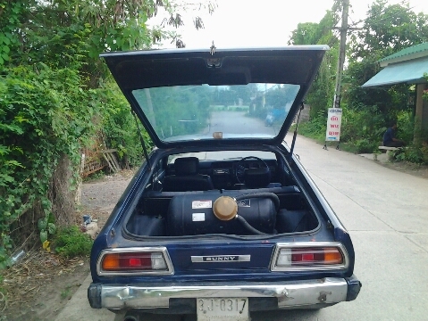 ขายครับdatsun b310 คูเป้ทะเบียนโอนติดแก๊สแล้วขาย39900สนใจ0853647170