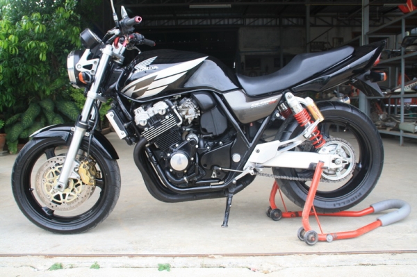 ขาย CB 400 เทค 1 อินวอย สรรพสามิต เครื่องดี สีสวย 98000