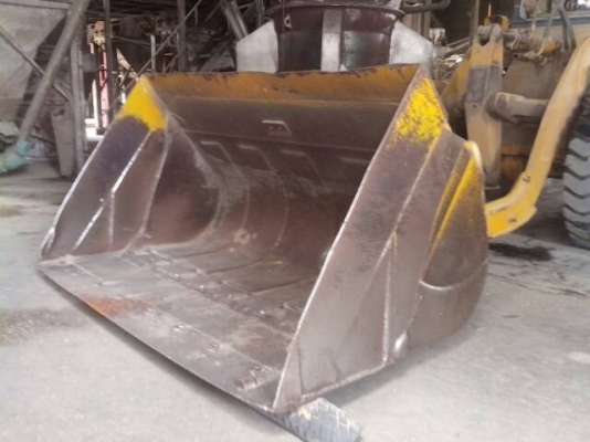 รถตักล้อยางโคมัสสุ530 สภาพสวย ต่อแขนแล้ว ขายแล้วคะ!!