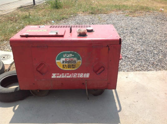 ขาย เครื่องเชื่อมสนามดีเซล Denyo 200ss เชื่อมลวด 3.2 มม.ได้สภาพดี