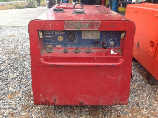 ขาย เครื่องเชื่อมสนามดีเซล Denyo 200ss เชื่อมลวด 3.2 มม.ได้สภาพดี ขาย เครื่องเชื่อมสนามดีเซล Denyo 200ss เชื่อมลวด 3.2 มม.ได้สภาพดี