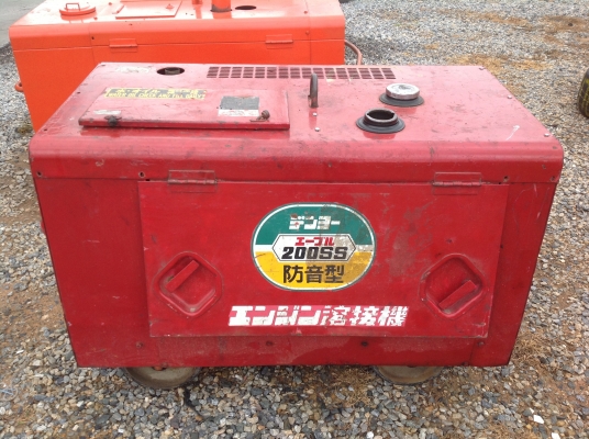 ขาย เครื่องเชื่อมสนามดีเซล Denyo 200ss เชื่อมลวด 3.2 มม.ได้สภาพดี ขาย เครื่องเชื่อมสนามดีเซล Denyo 200ss เชื่อมลวด 3.2 มม.ได้สภาพดี