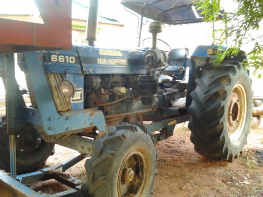 ขาย รถไถFORD 6610 เสื้อลาย ตัวเต็ม สภาพสวย แขนไม่มีปะ เครื่องดีแรง ติดง่าย แห้งดี เกียร์ดีไม่หลุดปั๊มดี หางดี ระบบไฮฯใช้งานได้ปกติ ไม่โหลด พร้อมอุปกรณ์ 2ชิ้น ใบดัน ผาน5CMT  สภาพสวย ใบดี ยางดี 4เส้น เอกสารเล่มทะเบียนพร้อม พร้อมใช้ พร้อมลุยงาน ราคาต่อรองได้