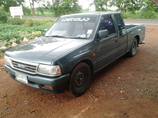 ISUZU TFR มังกรทอง SPACECAB SL 2.5 MT ปี 39 เครื่องแน่นแรงดีไม่มีเยิ้ม ภายในเก๋งคอนโซลสวยครบ พ.เพาเวอร์โรงงาน CD แอร์เย็น ช่วงล่างแน่นหนึบคัชซีสวยมาก ยางสภาพดี 4 เส้นประมาณ 70\% พร้อมใช้งาน เอกสารทะเบียนภาษีครบพร้อมโอน ราคาต่อรองได้ครับ