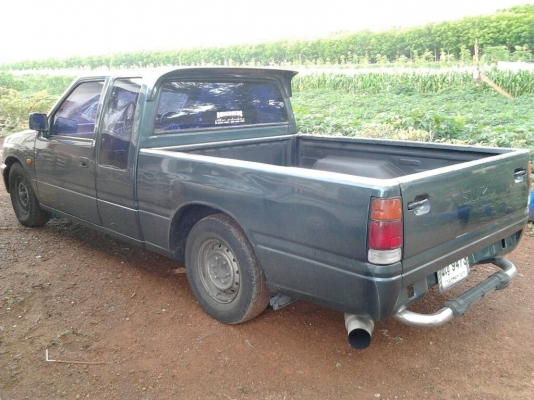 ISUZU TFR มังกรทอง SPACECAB SL 2.5 MT ปี 39 เครื่องแน่นแรงดีไม่มีเยิ้ม ภายในเก๋งคอนโซลสวยครบ พ.เพาเวอร์โรงงาน CD แอร์เย็น ช่วงล่างแน่นหนึบคัชซีสวยมาก ยางสภาพดี 4 เส้นประมาณ 70\% พร้อมใช้งาน เอกสารทะเบียนภาษีครบพร้อมโอน ราคาต่อรองได้ครับ