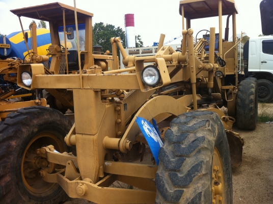 ขายรถเกต. มิตซู และแม็คโค cat. V2. รถเกต 550000 ครับต่อลองได้