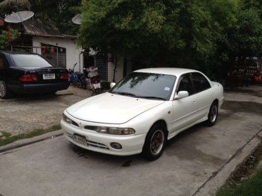 UlTIMA รถนอกสภาพดี ประหยัด ออฟชั่นเยอะ