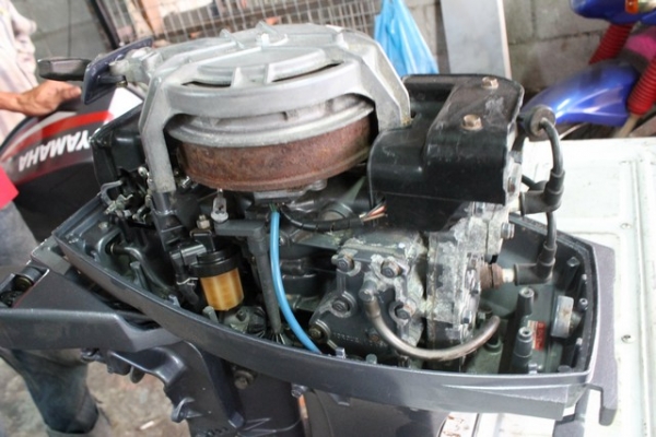 ขายเครื่อง9.9 แรง yamaha หางยาว