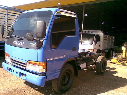 ขายอีซูซุ NKRการ์ตูน 4 ล้อ เครื่องยนต์ 4 BE1 110 แรง พร้อมทะเบียน พร้อมโอน