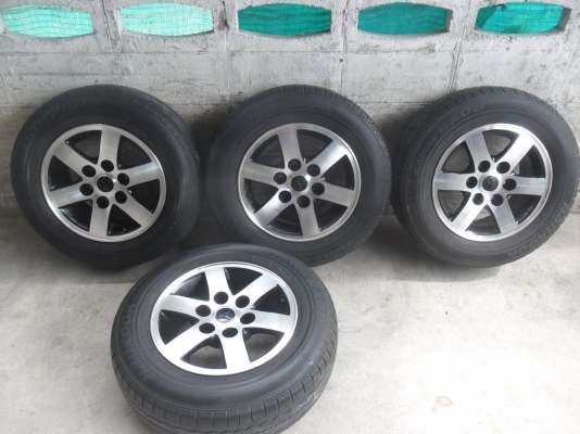 ล้อแม็ก 16นิ้ว 6รู สวยๆ พร้อมยาง 4 ล้อ ราคา 7800 บาท