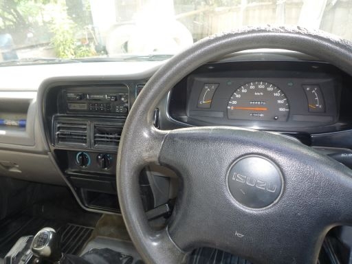 ISUZU ดราก้อนเดิมๆ ขายถูก