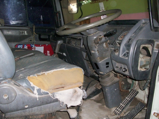 6ล้อ ไฮเทค195HP หัวครัชซี มาแล้วครับ เอาไปต่อดั๊มได้เลยครับ 6ล้อ ไฮเทค195HP หัวครัชซี มาแล้วครับ เอาไปต่อดั๊มได้เลยครับ