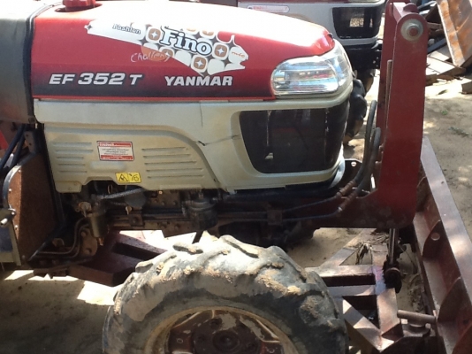 ยันร์ม่า EF352T 4 WD 2 เพลา ใบมีดหน้า โรตารี่ ทำงาน 1177 ชั่วโมง