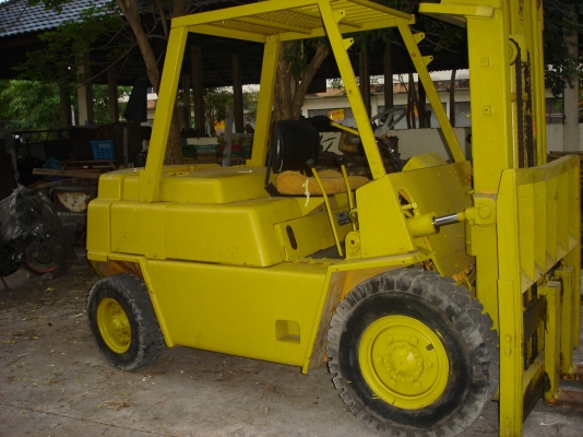 FORK LIFT  KOMATSU   FD35-2  เสาสูง3 เมตร 3.5ตัน