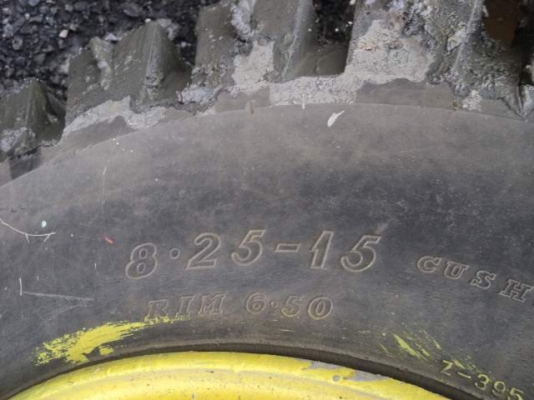 FORK LIFT  KOMATSU   FD35-2  เสาสูง3 เมตร 3.5ตัน