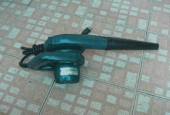 ขายด่วนตัวเป่าลม Makita UB1100 600W ขายด่วนตัวเป่าลม Makita UB1100 600W