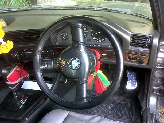 ขาย BMW E30 ราคา 75000 ปรับราคาเหลือ 69000