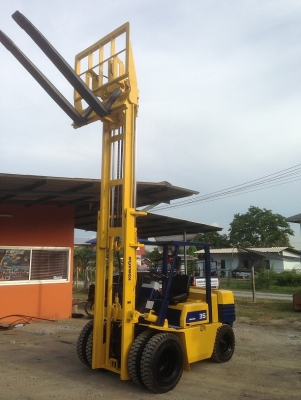 ขาย ฟอล์คลิฟท์ 3.5 ตัน KOMATSU เสา 4 เมตร ฮิ้งฟอล์ค  รถนอก