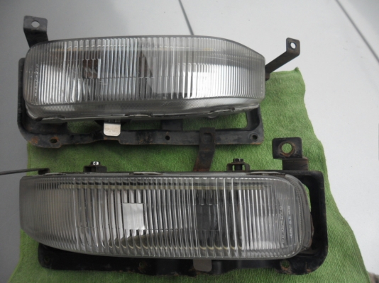 ไฟส่องกบ AC ท้ายสั้น ตาเพรช ไฟส่องกบ AC ท้ายสั้น ตาเพรช