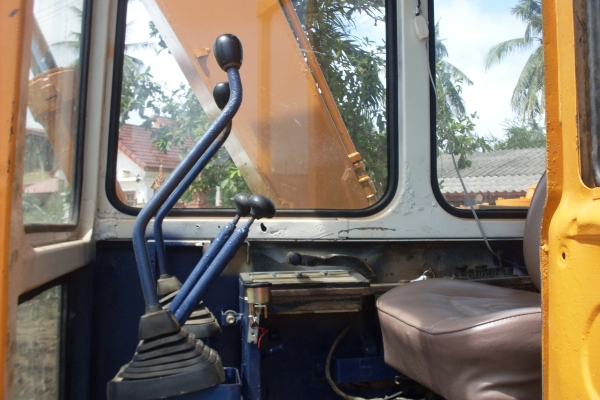 komatsu pc60-3