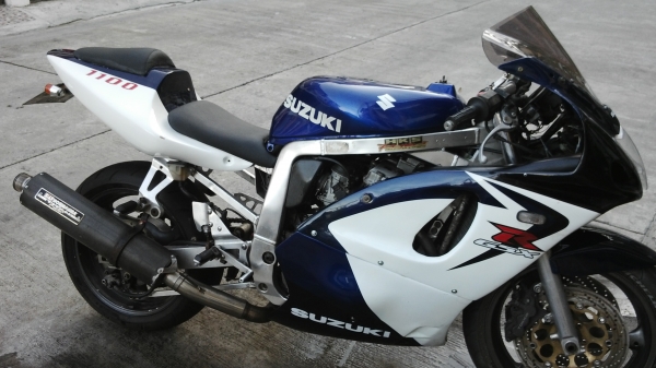 GSXR-1100(slingshot) ทะเบียนแท้ เครื่องเปอเฟค แปดหมื่น งดต่อรอง